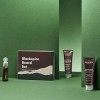 ManCave coffret cadeau barbe BlackSpice pour les hommes, contenu: solution nettoyante pour la barbe, huile pour la barbe et c