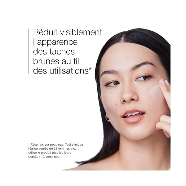 Clinique Even Better Fond de Teint SPF 15 | Couvrance Moyenne + Fini Naturel | Vitamine C | Unifie le Teint + Réduit les Tach