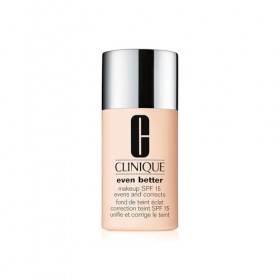 Clinique Even Better Fond de Teint SPF 15 | Couvrance Moyenne + Fini Naturel | Vitamine C | Unifie le Teint + Réduit les Tach