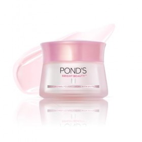 PONDS Bright Beauty Crème de jour 35 g, non grasse, hydratant quotidien matifiant, SPF 15 – avec niacinamide pour éclaircir 