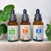 Kit Skincare avec sérum à la vitamine C, sérum au rétinol et sérum à lacide hyaluronique. Sérum visage trio avec anti-âge/an