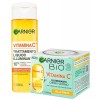 Garnier Lot de 2 crèmes de jour bio à la vitamine C pour éclaircir la peau et réduire les ridules 50 ml + sérum visage SkinAc...