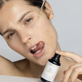 Skintegra Superba C Sérum antioxydant à la vitamine C avec 10 % de vitamine C, vitamine E et acide férulique pour une peau ra