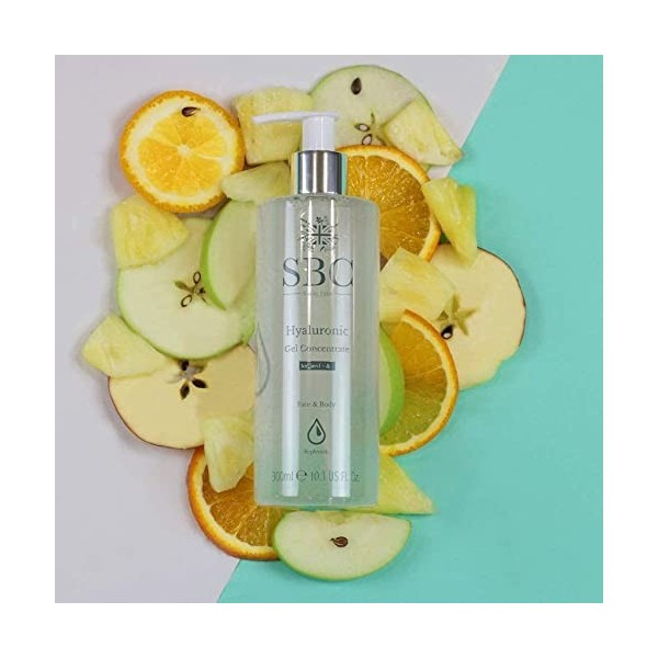SBC Skincare - Gel hydratant pour le visage et le corps à lacide hyaluronique - 300 ml - Effet hydratant - Aide à restaurer 