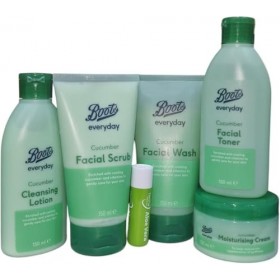 Boots Lot de 5 soins du visage au concombre avec baume à lèvres à laloe vera gratuit