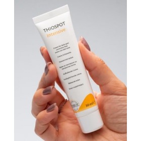 Synchroline - Thiospot Intensive Cream 30 Ml Crème Visage Anti-Taches Dépigmentante Éclaircissante et Uniformisante, Made In 