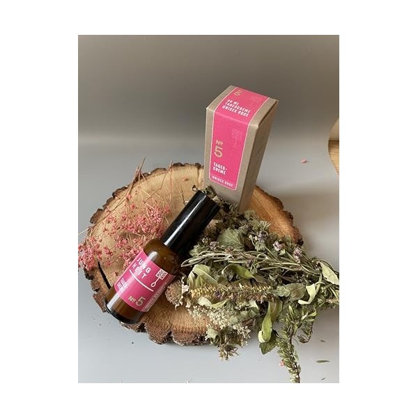 JUNGHEIT Crème de jour à la rose avec de lacide hyaluronique et des herbes - Certifié bio et végétalien - Renforce la barriè