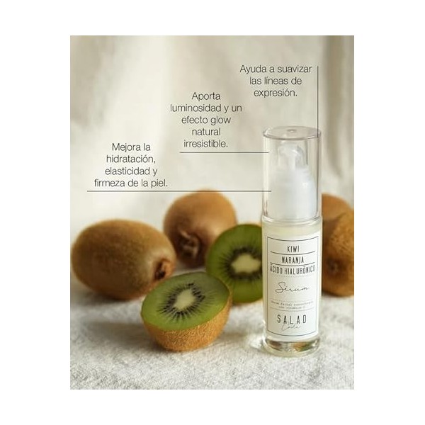 Sérum visage concentré avec Vitamine C et acide hyaluronique. 100% naturel. Offre élasticité Jeu e la peau. Cosmétique nature