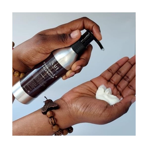NAFI Crème hydratante nourrissante au calendula à la camomille et à la peau 150 ml avec beurre de karité et lait damande, pr