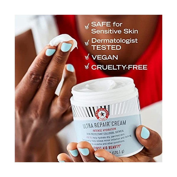 First Aid Beauty Bundle: Ultra Repair Cream Intense Hydration Moisturiser – 170 g – and Pure Skin Face Cleanser – 142 g