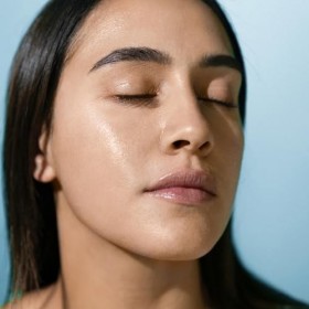 Antipodes Supernatural SPF50+ Crème Solaire Visage Soyeuse aux Céramides – Crème solaire naturelle au zinc anti UVA et UVB – 