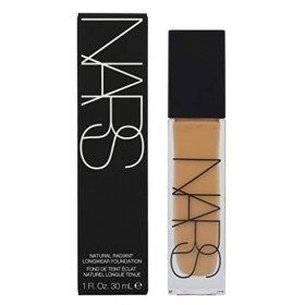 Natural Radiant Longwear Foundation Stromboli