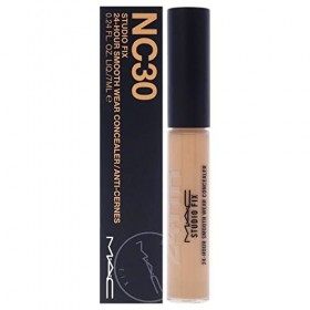 MAC Studio Fix 24-Hour Smooth Wear Concealer NC30 Anti-cernes / Correcteurs