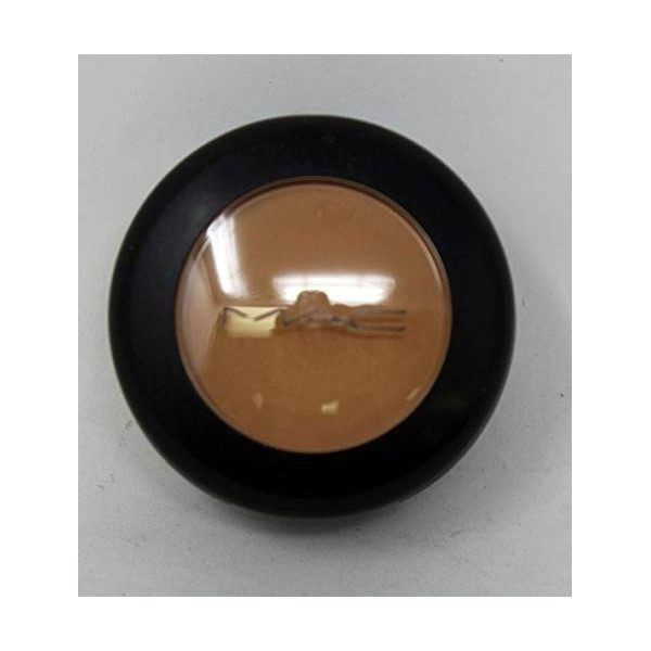 MAC Studio Finish NC42 Correcteur 7 g Anti-cernes / Correcteurs