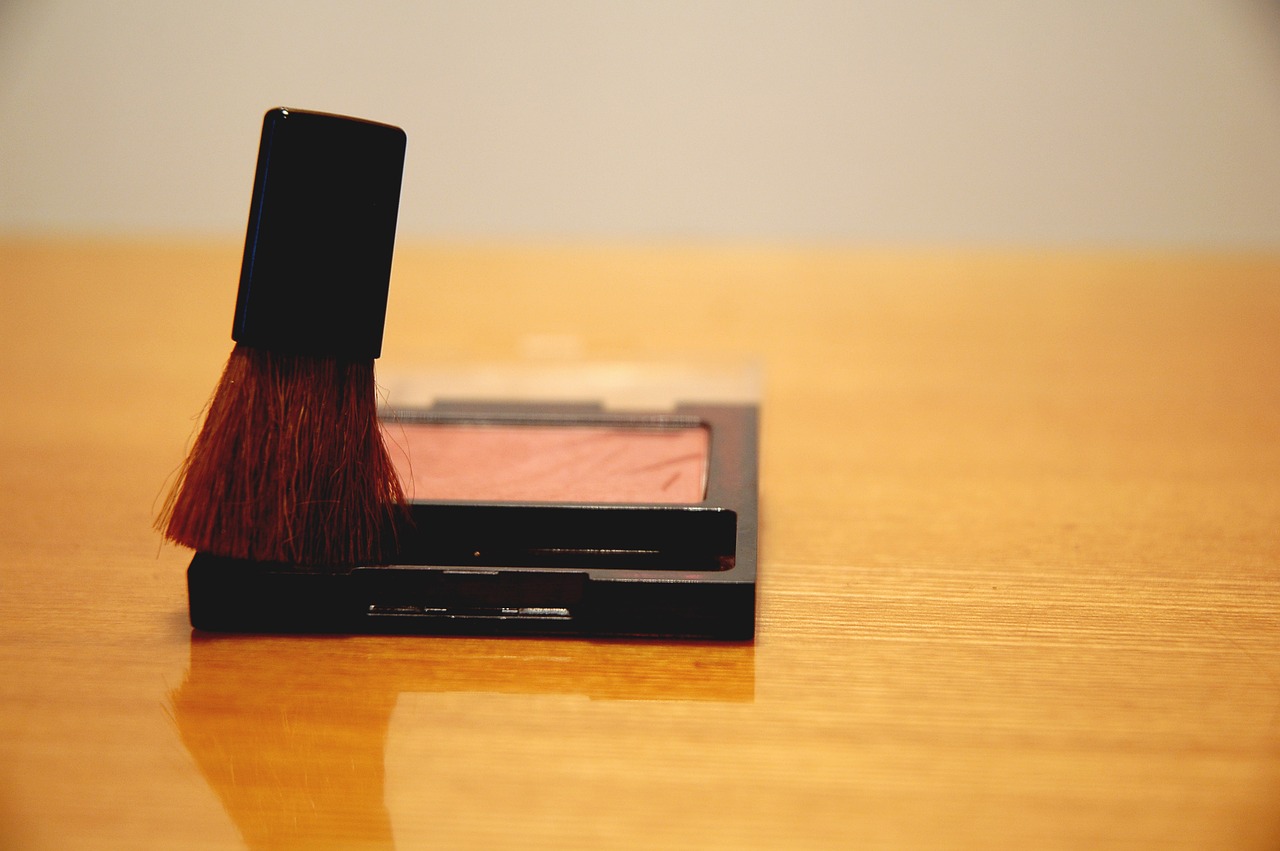 Brighten your face with a peach blush