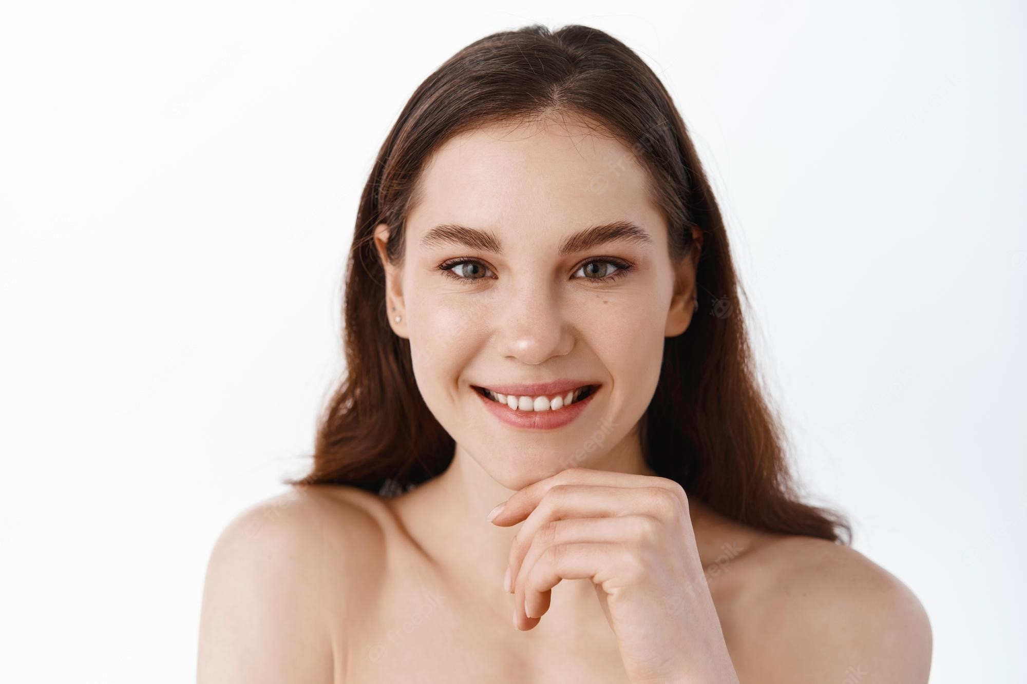 Pourquoi Opter Pour Le Maquillage Nude