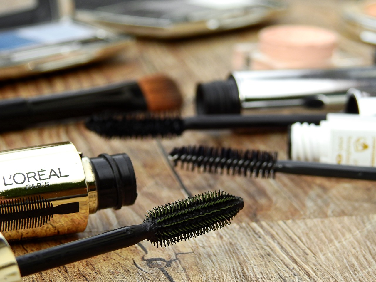 The different mascara brushes