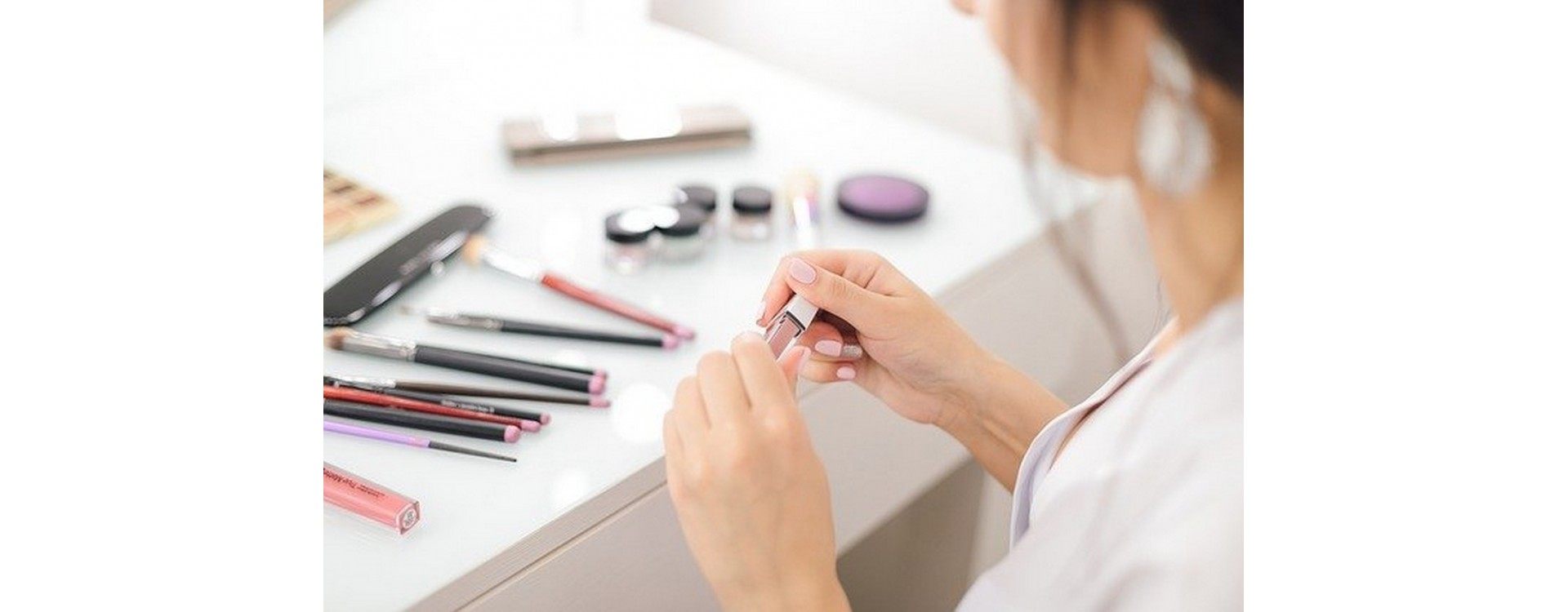 The 5 possible uses of the lip liner