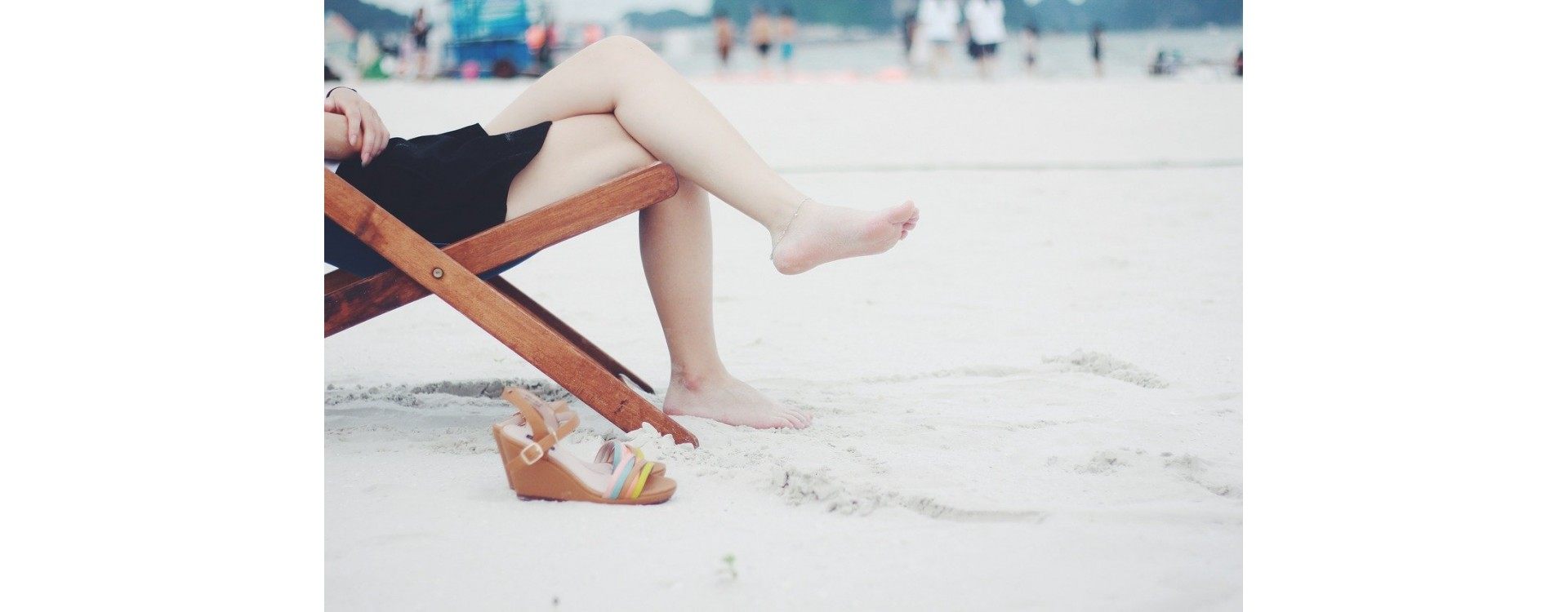 How to have beautiful feet in summer ?