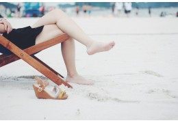 How to have beautiful feet in summer ?
