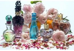 Choose the right fragrance for the seasons