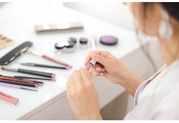 Los 5 usos posibles del Delineador de labios