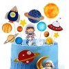 Dalettu Lot de 16 décorations de gâteau dastronaute - Ver flou - Jouet magique Twisty Worm - Jouet magique en peluche Twisty