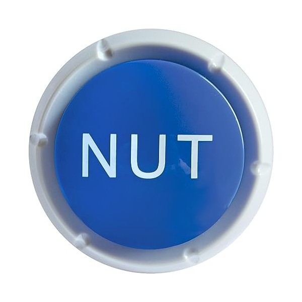 The Nut Button Le Bouton de Noix Bleu