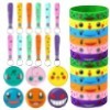 Cotillons pour Enfants Elfes animés 36 pièces Anniversaire Cadeau Bracelets insignes Porte-clés pour Enfants et Adultes Party