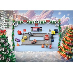Disney Pixar Cars Calendrier de lavent, 5 mini-voitures et des surprises, pour enfants dès 3 ans, GGV65