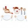 Hape Set de Service Cuisine Blanc - Casserole, Pot en Bois, Assiettes, Couverts - Jeu dImitation Cuisine en Bois - Enfants d