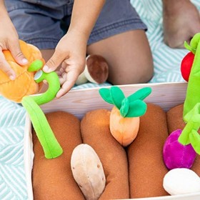 Potager de Learning Resources avec 8&nbsp;légumes en peluche, à partir de 2&nbsp;ans