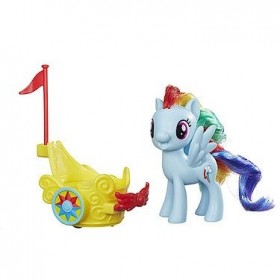 My Little Pony – Rainbow Dash Véhicule Royal Tournant – Mini Figurine + Accessoire