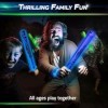 Starlux Games Glow Battle – Pack familial : un jeu lumineux pour toute la famille, 2 à 8 joueurs à partir de 8 ans . un cadea