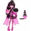 Monster High Poupée Draculaura en robe de soirée Monster Ball avec accessoires thématiques comme une fontaine de chocolat, HN