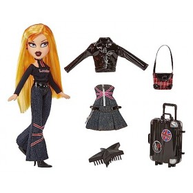 Bratz Pretty N Punk Poupée Mannequin - CLOE - Réédition de ces poupées populaires avec des tenues assorties, une valise per