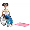 Barbie Fashionistas poupée mannequin 132 blonde en fauteuil roulant, avec haut rayé, jeans et baskets blanches, jouet pour e