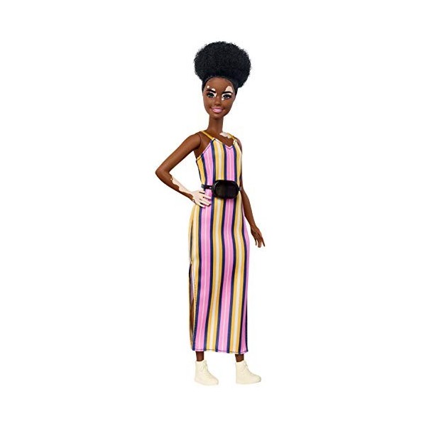 Barbie Fashionistas poupée mannequin 123 aux cheveux tressés avec jupe à volant rouge et baskets montantes, jouet pour enfan