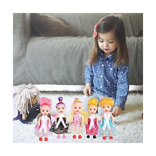 NATWEE Petites poupées pour Petites Filles, Belles poupées Jouets pour Maison de poupée, Jouet de poupée de 4,33 Pouces avec 