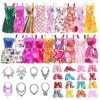 Vêtements de poupée pour poupées Barbie, 28 accessoires de poupée avec 12 robes + 10 chaussures + 6 colliers au hasard pour f