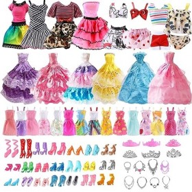 VEGCOO 31 PCS Vêtement & Accessoire de Poupée, 2 Robes Chic+5 Mini Robes+2 Tenues Top+ Pantalons +6 Colliers+6 Couronnes+10 P