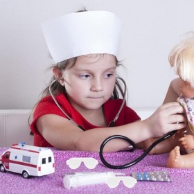 Didiseaon 50Pcs Poupée Lunettes De Soleil Miniature Lunettes Mini Lunettes en Plastique Pet Chien Chat Lunettes Poupée Habill