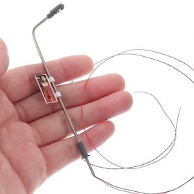 ibasenice 4 Pièces Maison de Poupée Miniature Lampadaires Mini Lampadaires Modèle Voie Extérieure Lanterne Poteau Mini Parc L