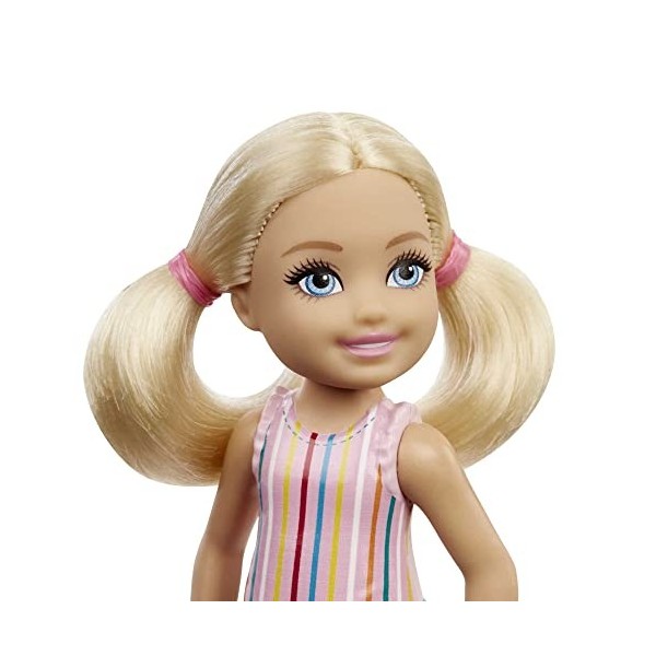Mattel - Barbie Chelsea Friend Doll, Wearing Striped Shirt and Shorts and Pink Boots