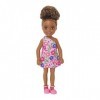 Barbie Chelsea Club - HGT07 - Poupée 15cm articulée - Fille métisse avec Robe à Fleur Rose