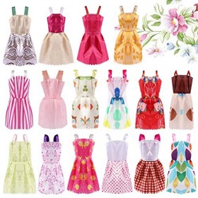 ASANMU Accessoire pour Poupées, 130 Pièces Vetements Poupee Mini Vêtements Accessoire Chaussures Cintres Fashionistas Accesso