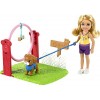 Barbie Famille Chelsea Métiers coffret pizzeria, mini-poupée brune et accessoires, jouet pour enfant, GTN63