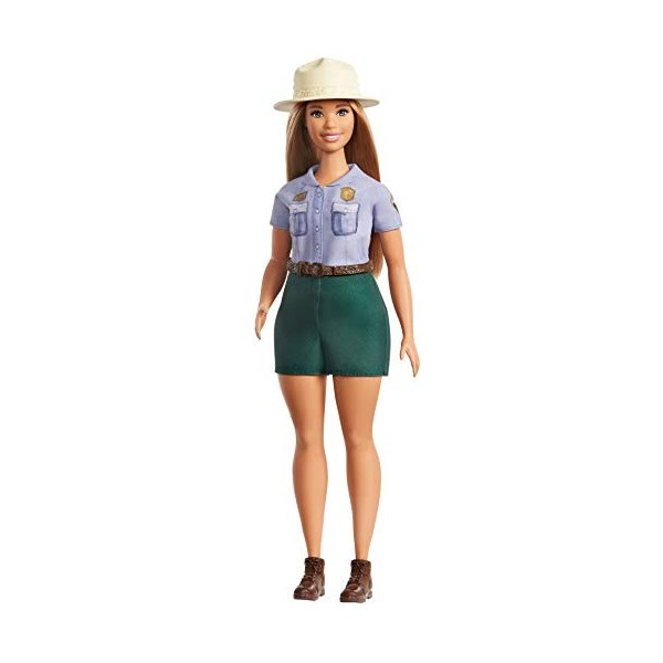 Barbie Métiers poupée Garde Forrestier avec un chapeau, une chemise en jean et un short vert, jouet pour enfant, GNB31