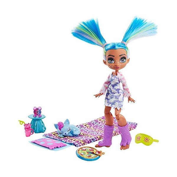 Cave Club coffret Pyjama Party Préhistorique avec poupée Tella aux cheveux bleus, figurine bébé canidé Hunch et accessoires, 