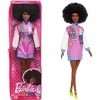 Barbie Fashionistas poupée mannequin 156 brune avec une coupe afro portant une robe veste de baseball, jouet pour enfant, GR